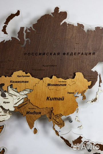 Деревянные карты мира