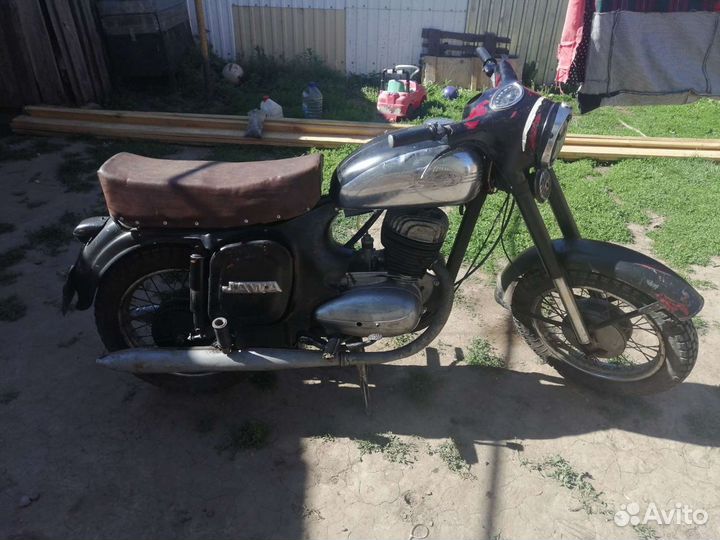 Jawa 250 559