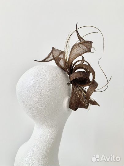 Шляпка коктейльная