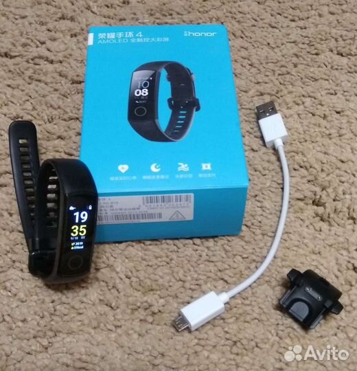 Смарт-браслет Huawei Honor Band 4