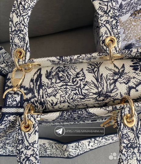 Сумка Dior Lady DLite