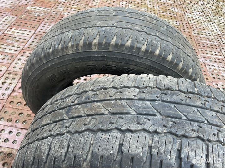 Bridgestone Dueler A/T 693 III 265/65 R17