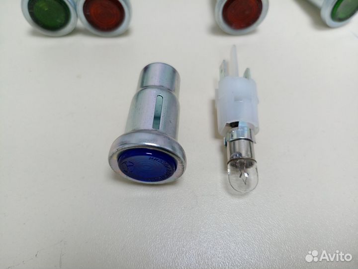 Индикаторные лампы панели приборов