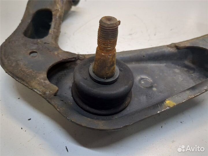 Рычаг подвески Nissan Navara, 2005