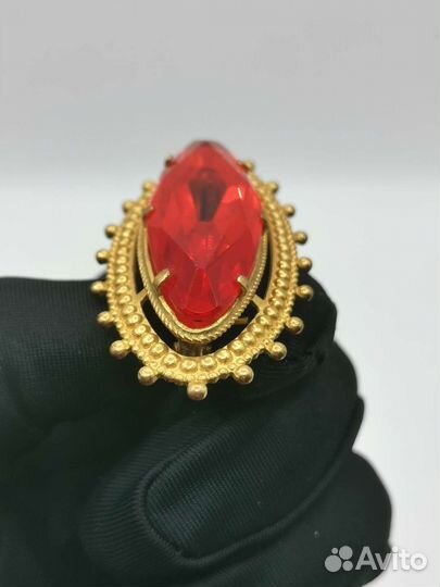 Брошь Красный камень Леденец Бижутерия СССР