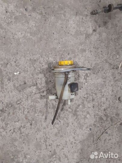 Фиат Альбеа бачок гур