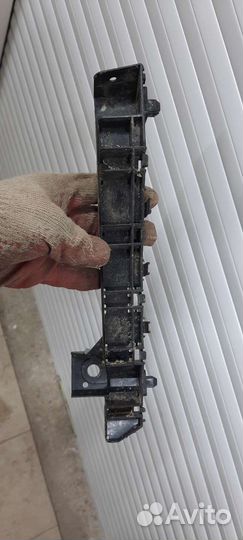 Кронштейн бампера пер. П. Subaru Forester S12/2010