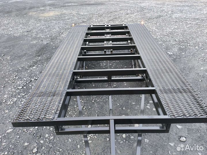 Прицеп эвакуатор лафет