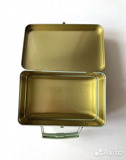 Новогодняя подарочная коробка/ чемоданчик