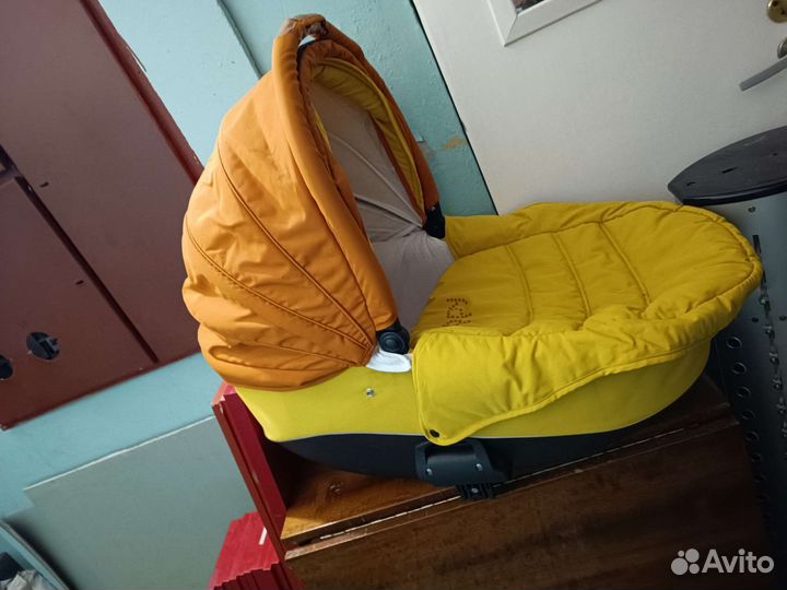 Коляска zippy 2 в 1