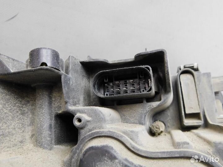 Фара левая Volkswagen California/Caravelle/Multiva