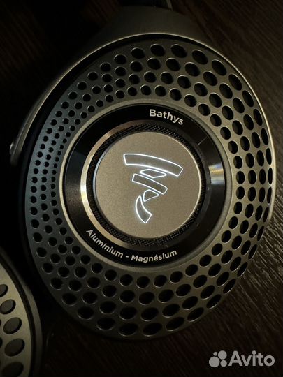 Беспроводные наушники focal bathys
