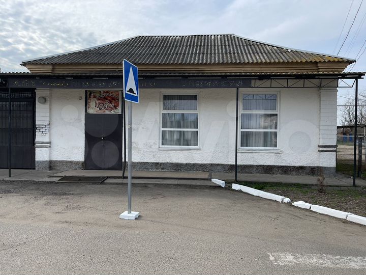 Здание, 90 м²