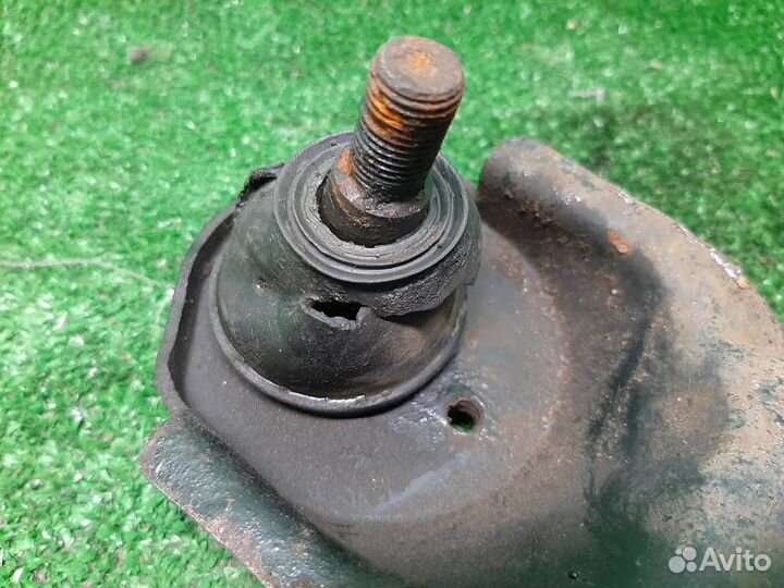 Рычаг передний правый нижний Hyundai Matrix 2004