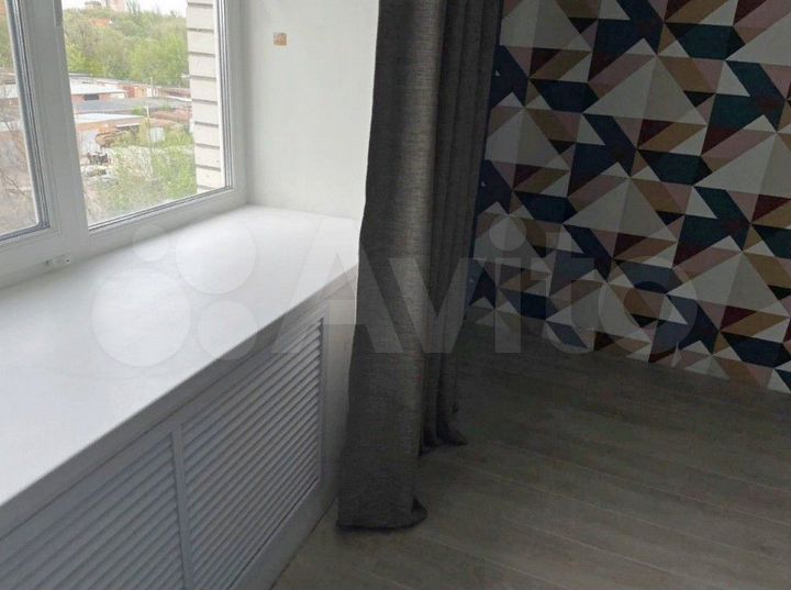 2-к. квартира, 63 м², 5/5 эт.