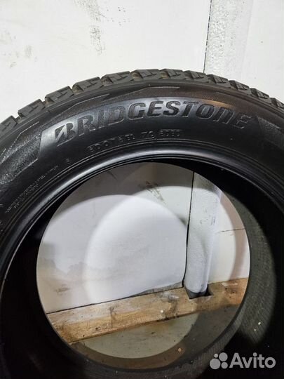 Bridgestone Blizzak DM-V2 235/55 R18 100T