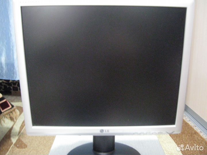 Монитор LG flatron L1734S