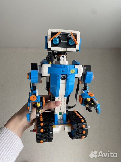 Lego boost 17101 робот на управлении