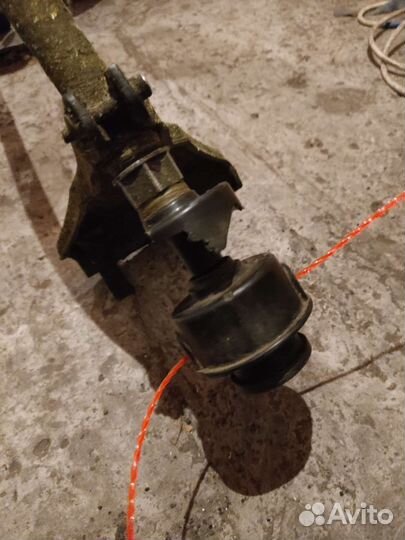 Триммер бензиновый зубр