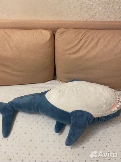 Б/у мягкая игрушка акула 1 метр