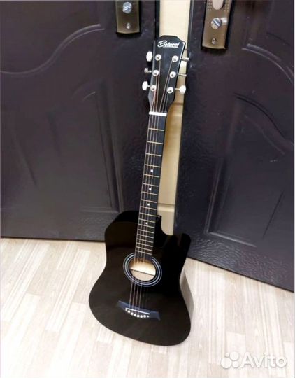 Гитара акустическая новая