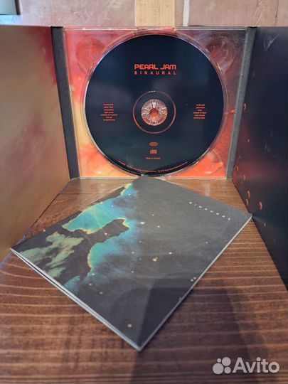 CD. Pearl Jam - B I N A U R A L