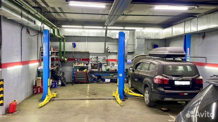 Аренда подъемника в автосервисе