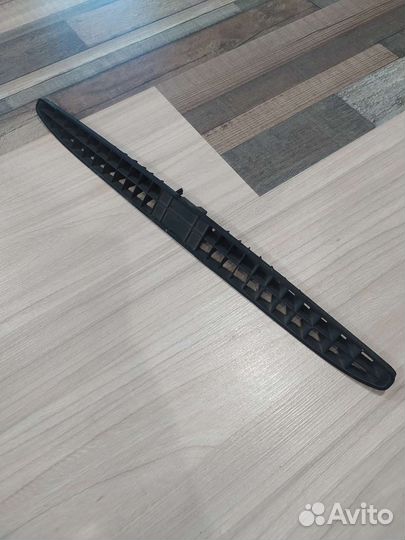 Решетка обдува лобового стекла Bora Jetta 4 Golf 4