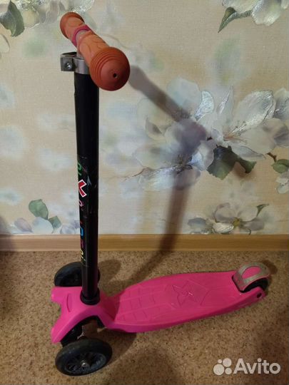Самокат детский трехколесный