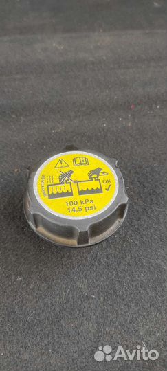 Крышка расширительного бачка mazda 3 бк