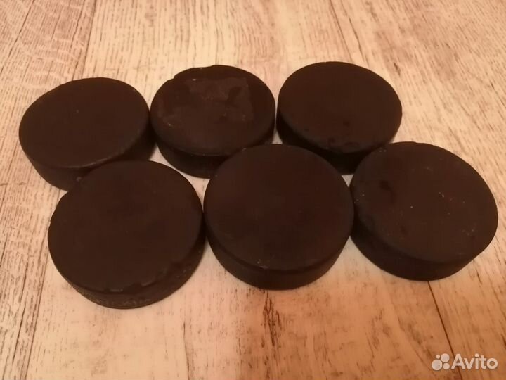 Шайба хоккейная бу