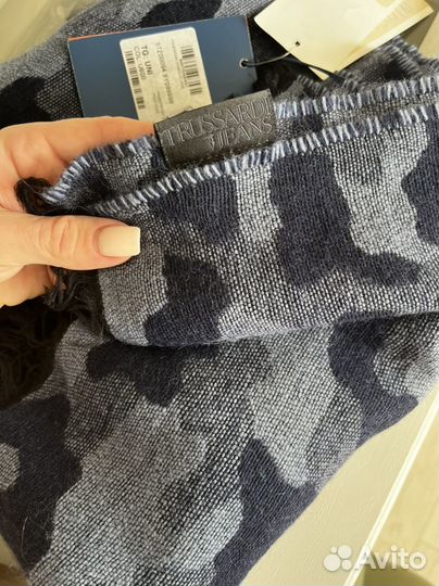 Шарф мужской trussardi