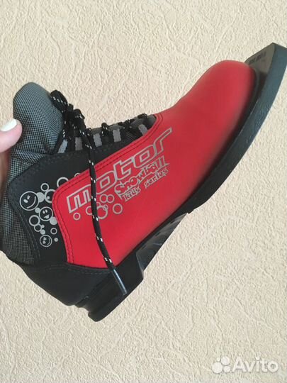 Лыжные ботинки 36 размер