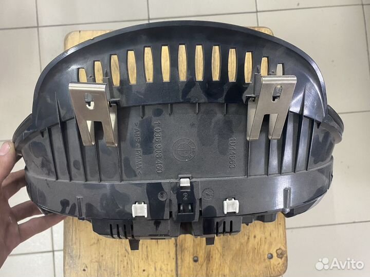 Щиток приборов (приборная панель) BMW