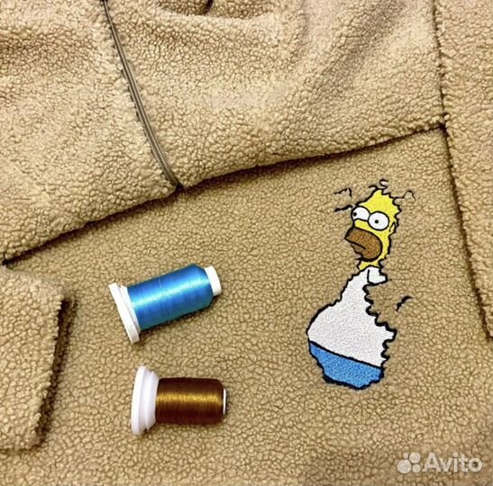 Машинная вышивка на одежде