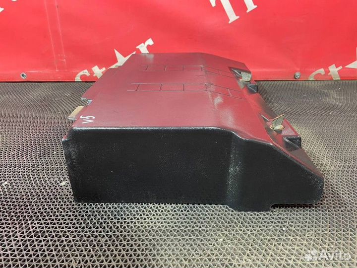 Крышка ящика акб верхняя