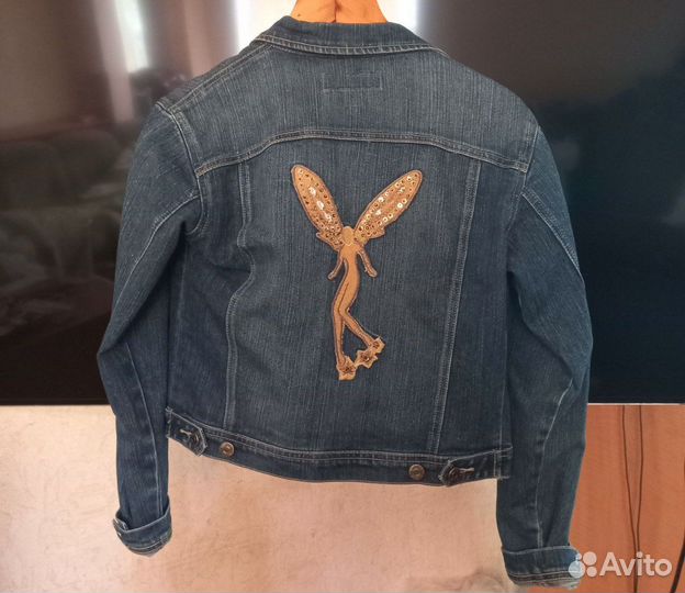 Джинсовая куртка