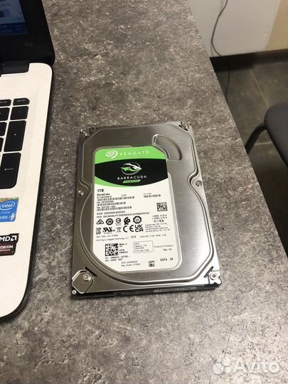 Жесткий диск на 1 тб новый