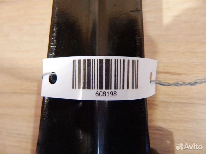 Педаль тормоза Mercedes Vito 639