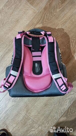 Школьный рюкзак