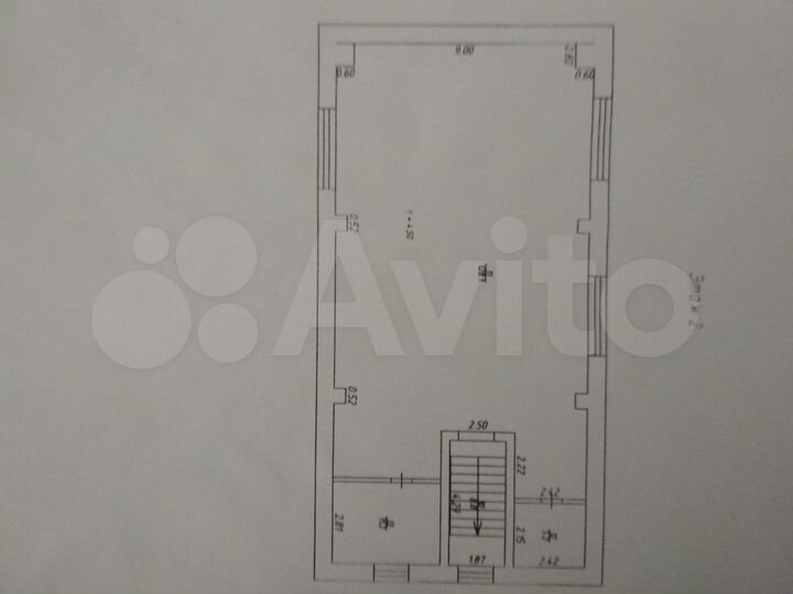 Двухэтажное нежилое здание свободного назначения