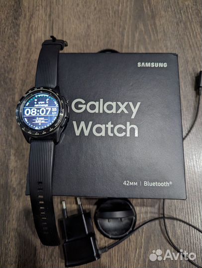 Смарт часы Samsung Galaxy Watch 42mm