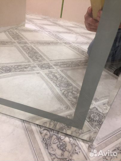 Зеркало с подсветкой новое