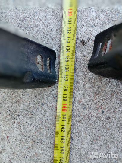 Рейлинги крыши 138см длиной