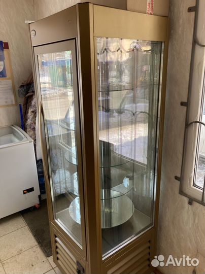 Витрина кондитерская Roller Grill