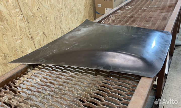 Универсальный горб на Капот Infiniti Bmw и др