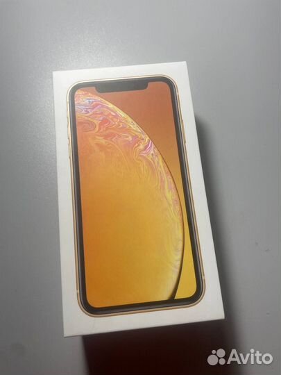 iPhone Xr, 64 ГБ