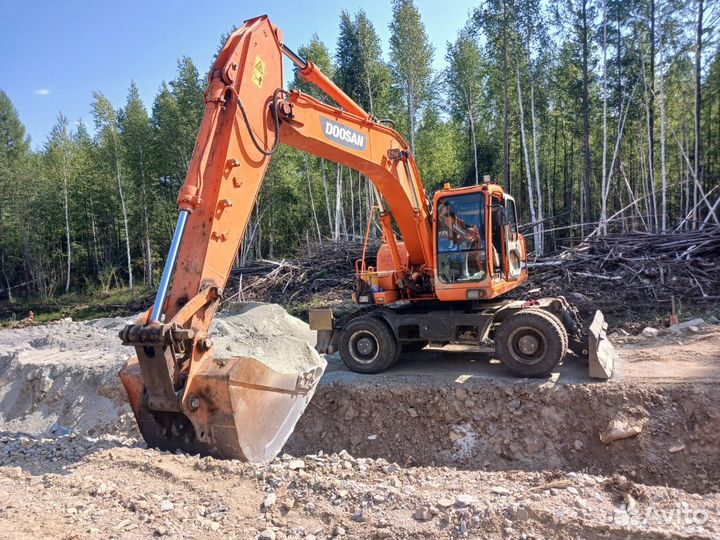 Колёсный экскаватор DOOSAN S180W-V, 2012