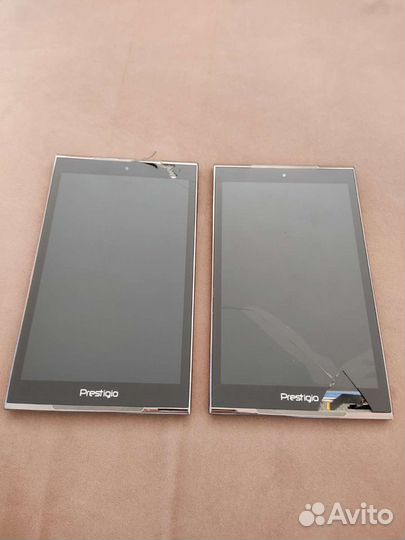 Планшет Prestigio 8