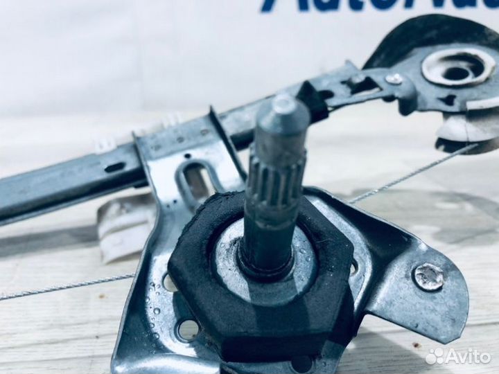 Стеклоподъемник задний правый Peugeot 206 1.4 KFW